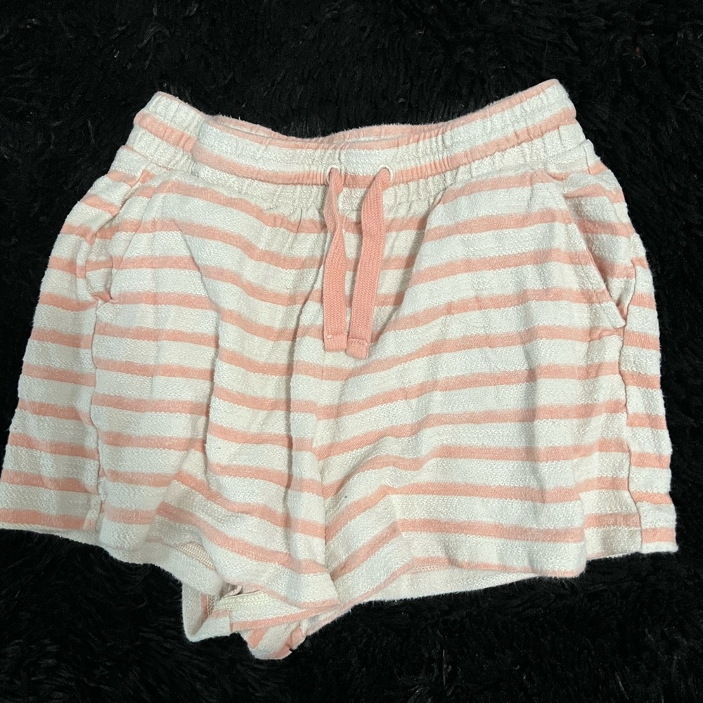 Comfy pants. Says XS but fits more like a Small